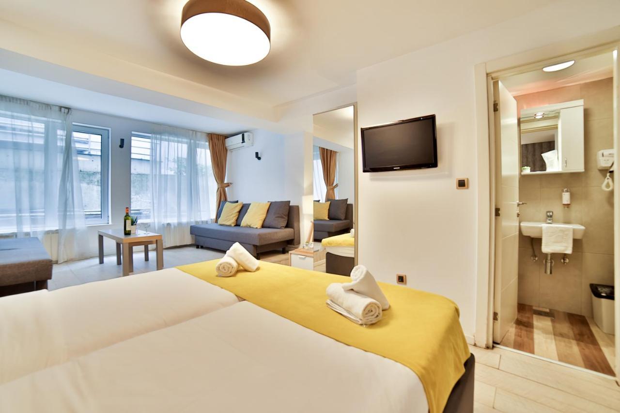 Garni House 46 Plus Belgrado Buitenkant foto