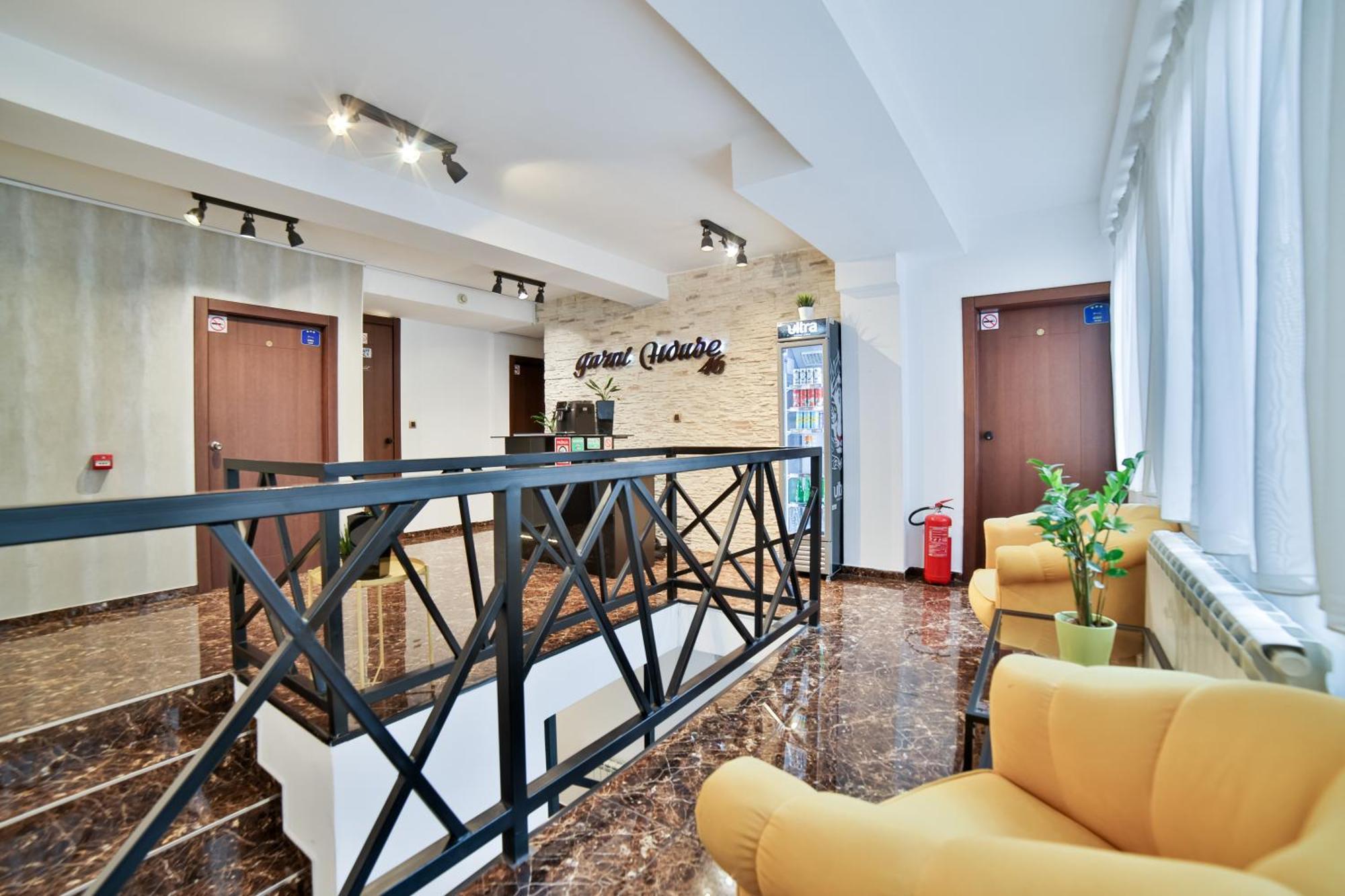 Garni House 46 Plus Belgrado Buitenkant foto